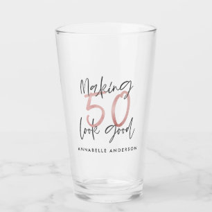 Copo De Pint Fazer 50 é um bom aniversário brilhante rosa-cin