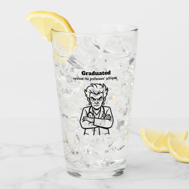 Copo De Pint Finally Graduated Mug: Transparent Glass, Humorous (Gelo frontal)