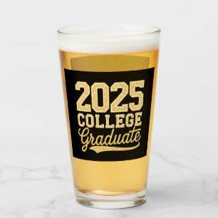 Copo De Pint Formatura de Graduado Universitário de 2025 Escola