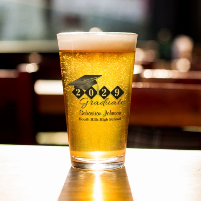 Copo De Pint Graduação Personalizada Preta e Dourada (Personalized Graduation Black & Gold Glass)