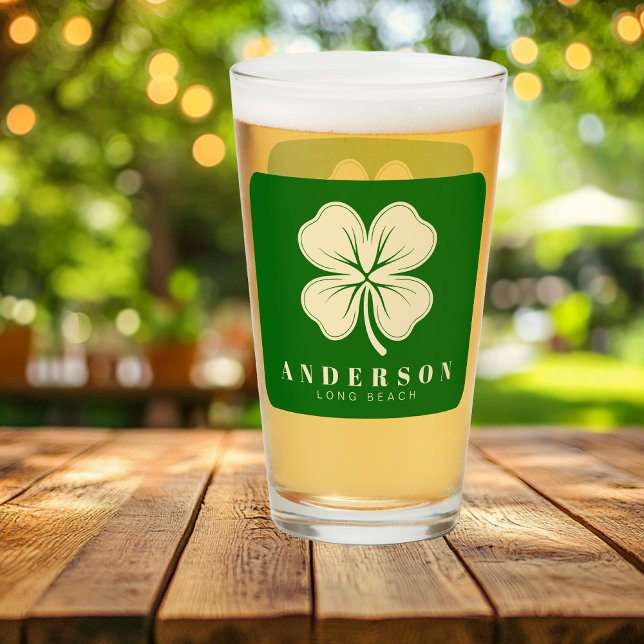 Copo De Pint Irish Lucky Four Folheto com Nome Verde (Criador carregado)