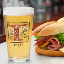 Letra Floral Iluminada Medieval T Monograma