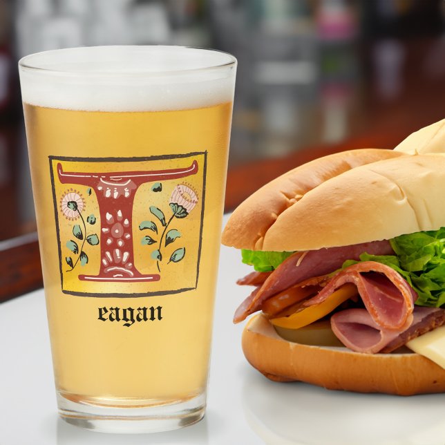 Copo De Pint Letra Floral Iluminada Medieval T Monograma (Criador carregado)