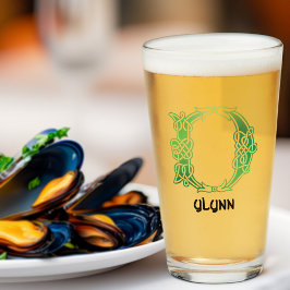 Copo De Pint Letra maiúscula D do século XVI, celta