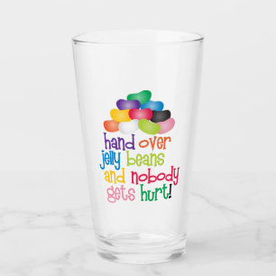 Copo De Pint Mão Sobre Feijões De Geleia