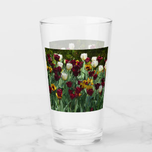 Copo De Pint Maroon e Tulipas Amarelas Palidez Colorida