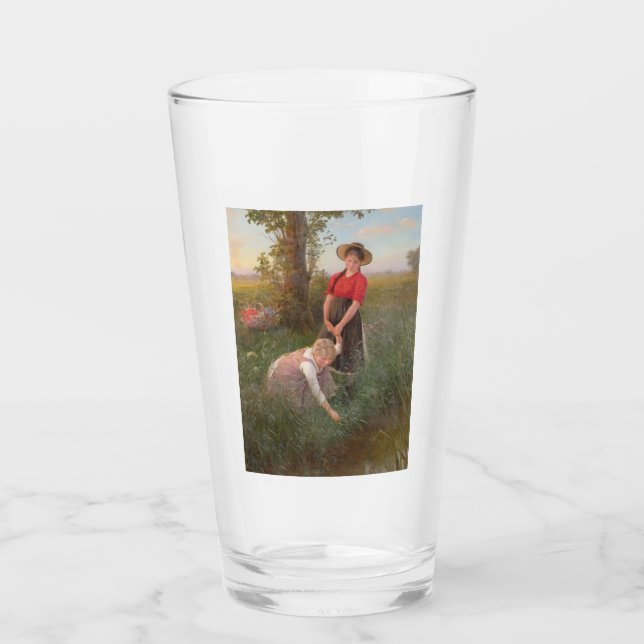 Copo De Pint Meninas Jovens Escolhendo Flores (Frente)