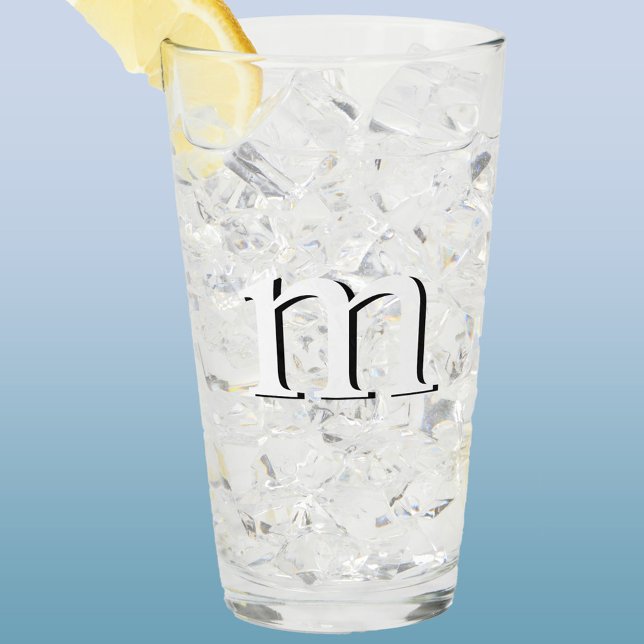 Copo De Pint Minúscula Moderna Monograma Sombra Inicial (Simple lower case drop shadow personalized monogram initial glass tumbler)
