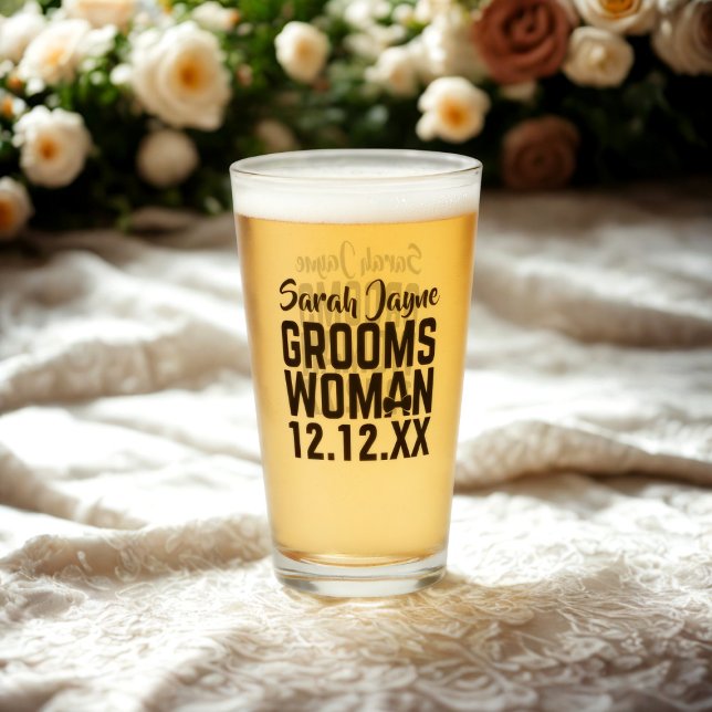 Copo De Pint Nome do Groomswoman Keepsasawr Vidro de Favor (For the Groomswoman in your wedding party. Just add her name and your wedding date)