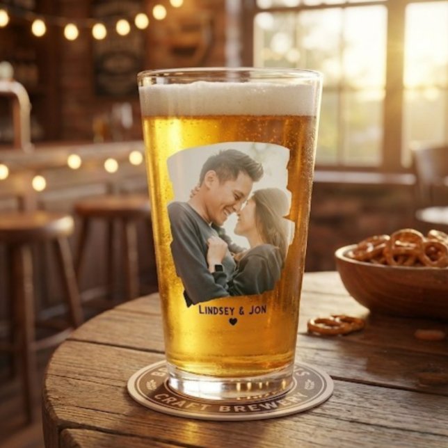 Copo De Pint Nome Personalizado de Foto Moderno ou Beer de Mens (Custom name & photo glass for boyfriend or husband)