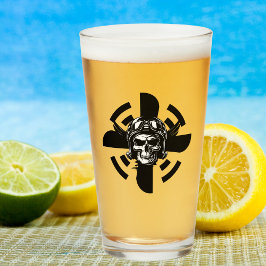 Copo De Pint Piloto de crânio e propulsor, Aviação Legal