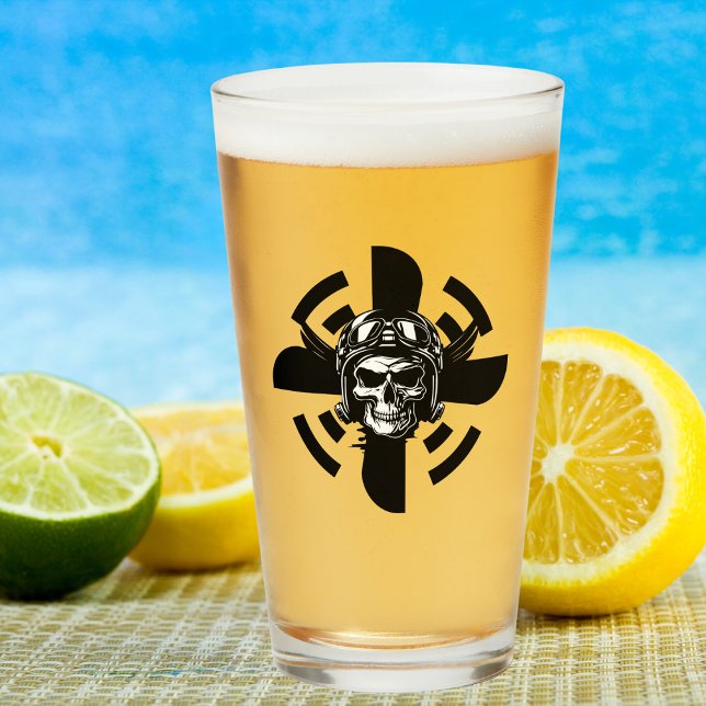 Copo De Pint Piloto de crânio e propulsor, Aviação Legal (Criador carregado)