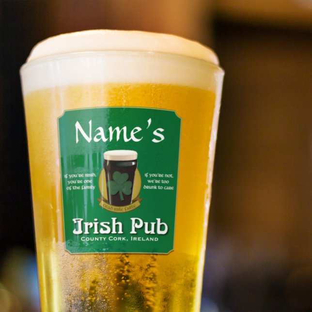 Copo De Pint Pint de Pub Irlandês Personalizado (Cheers to St. Patrick's Day with our personalized pub pint glass! 🎉 Make every sip memorable. )