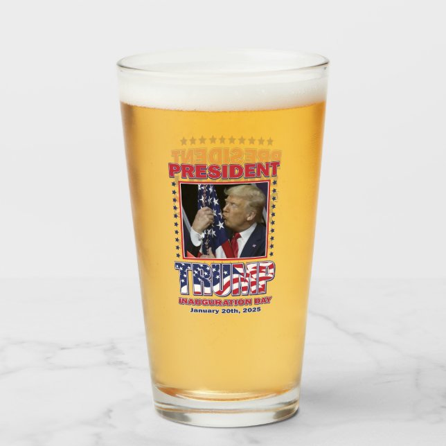 Copo De Pint Presidente Trump Inauguração 2025 (Frente (Preenchido))