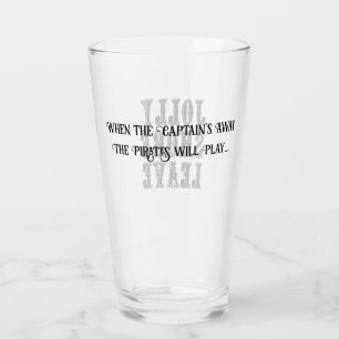 Copo De Pint Quando o Capitão está longe do vidro da cerveja