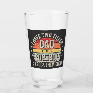 Copo De Pint Retro I tem dois títulos Pai e Pop Bebendo