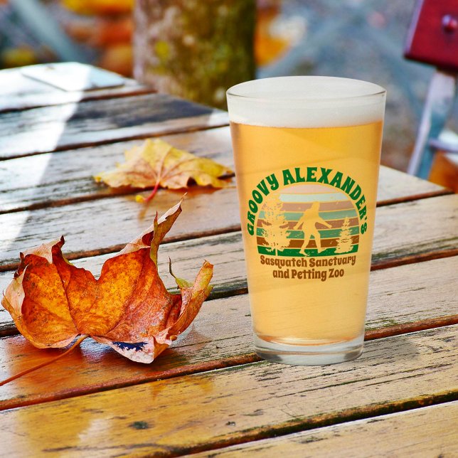 Copo De Pint Santuário Sasquatch Engraçado Personalizado (Criador carregado)