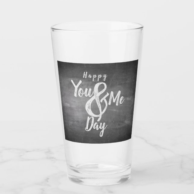 Copo De Pint Saudações de aniversário em visual de quadro negro (Frente)