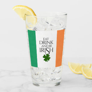 Copo De Pint Shamrock coma bebida e Be Irish Flag