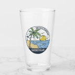 Copo De Pint Sheboygan Wisconsin Vintage<br><div class="desc">Sheboygan desenhou a ilustração com palmeiras e ondas ao fundo. Perfeito para quem ama visitar Sheboygan.</div>