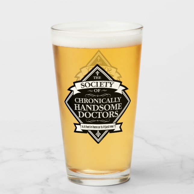 Copo De Pint Sociedade de Médicos Cronicamente Bonitos - Dr eng (Frente (Preenchido))