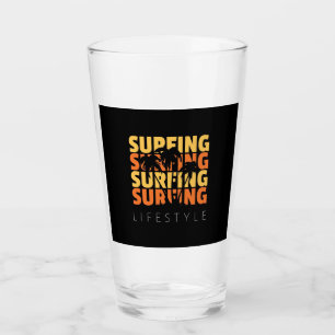 Copo De Pint Surfing no estilo de vida