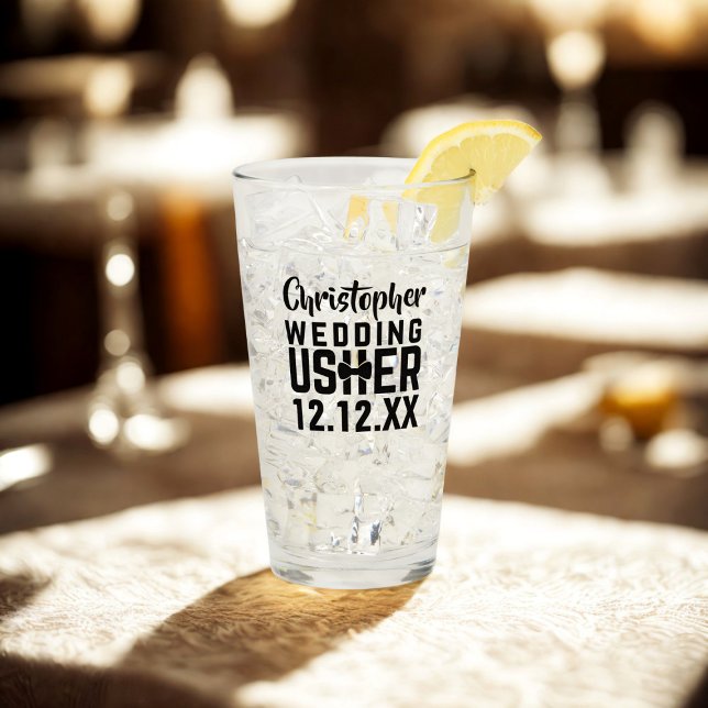Copo De Pint Tumbler de Vidro de Favor de Casamento Personaliza (Perfect wedding favor for your Usher. Just add their name and your wedding date)