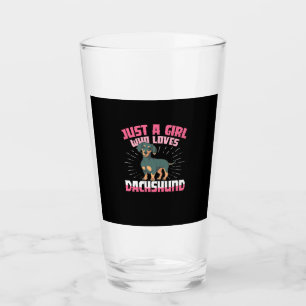 Copo De Pint Uma garota que ama Dachshund