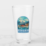 Copo De Pint Ushuaia Argentina Viagem Art Vintage<br><div class="desc">Ushuaia retro vetor viagem design. É uma cidade de resort na Argentina. Está localizada no arquipélago Tierra del Fuego,  a ponta mais ao sul da América do Sul,  apelidada de "Fim do Mundo".</div>