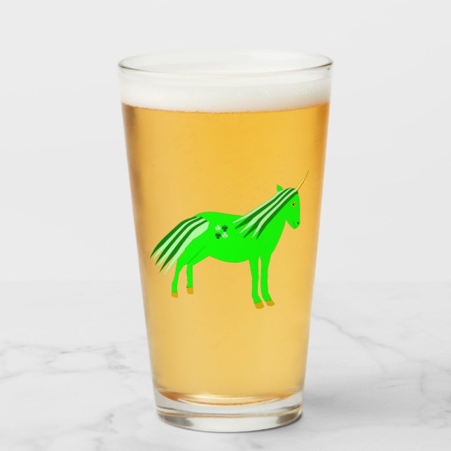 Copo De Pint Verde irlandês bonito e Dourado Unicórnio (Frente (Preenchido))