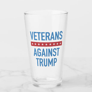 Copo De Pint Veteranos Contra Trump