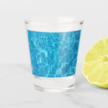 Água da Piscina Azul Céu Cristalino