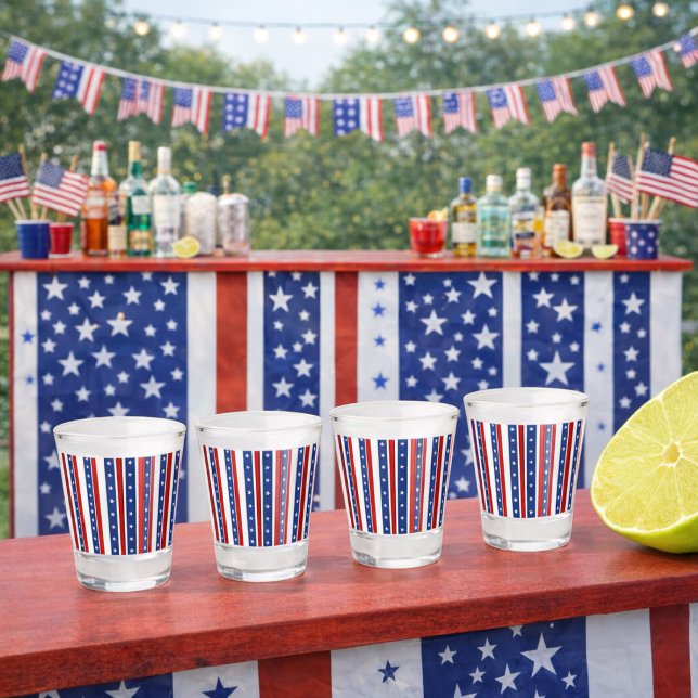 Copo De Shot América ("Patriotic party shot glasses")
