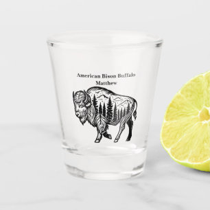Copo De Shot Bison em uma Ilustração de Floresta