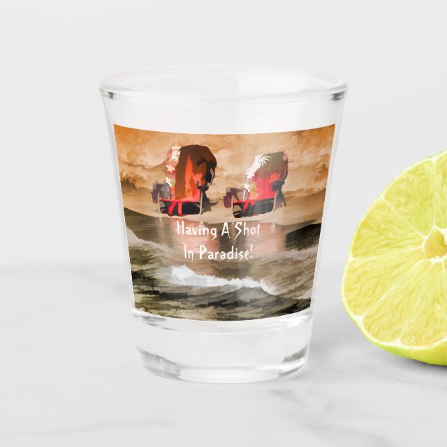 Copo De Shot Cadeiras de praia vermelhas na areia (Frente)