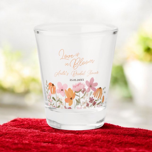 Copo De Shot Chá de bebê boho charmoso de prado com florzinha s (Cute boho meadow little wildflower bridal shower shot glass)