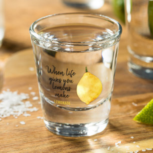 Copo De Shot Citação Amarela Moderna e Engraçada