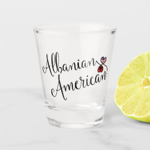 Copo De Shot Corações Enfileirados Albaneses Americanos