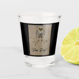 Copo De Shot Eagle Baby e Pegadas na Areia "One Day"