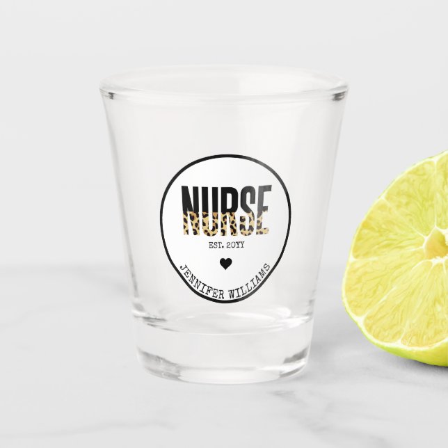 Copo De Shot Enfermeira Personalizada Est Cheetah RN (Frente)