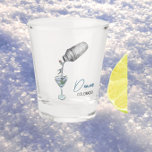 Copo De Shot esqui e martinis<br><div class="desc">Comemore ao estilo com esse esqui lúdico e o vidro de martinis com um gráfico divertido de esquiadores que emergem de um agitador de álcool e aterram em um vidro martini. Perfeito para encontros de inverno, festas de esqui de après, ou qualquer ocasião festiva, esse copo combina o entusiasmo de...</div>