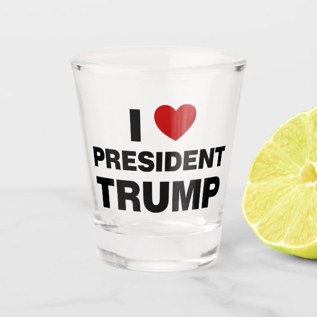 Copo De Shot Eu Amo o Presidente Trump Heart (Frente)