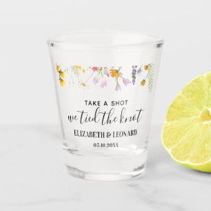 Copo De Shot Favor de casamento de flores silvestres.