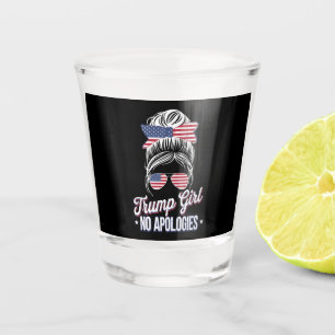 Copo De Shot Garota Trump Sem Desculpas Coque Desarrumado Retro