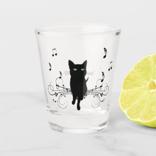 Copo De Shot Gato Preto Rodeado por Notas Musicais Sussurrantes