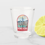 Copo De Shot Hong Kong China Viagem Art Vintage<br><div class="desc">Design de viagem de vetor retrovetor de Hong Kong. Uma mistura de Oriente e Ocidente: Hong Kong orgulha-se de uma mistura cativante de influências chinesas e ocidentais.</div>
