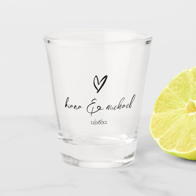 Copo De Shot Love Calliografia Heart Black B&W ID940 (Frente)