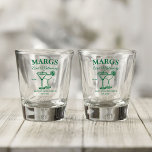 Copo De Shot Margs e Matrimony Beach Festa de solteira<br><div class="desc">Apresentando "Margs and Matrimony" Bachelorette tumbler,  o cúmplice final da sua festa de solteira! Imaginem isto: vocês e os vossos amigos,  a comemorar margaritas enquanto celebravam a viagem da futura noiva ao casamento.</div>