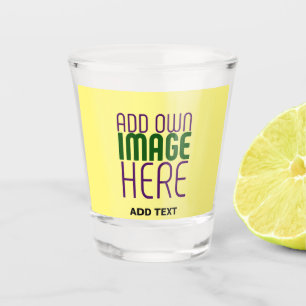 COPO DE SHOT MODELO DE TEXTO DE IMAGEM AMARELO DE PASTEL EDITÁV