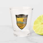 Copo De Shot Napa Valley California Viagem Art Vintage<br><div class="desc">Vale Napa num estilo de arte vetorial. Napa Valley é uma famosa região produtora de vinho californiana a norte de São Francisco,  com centenas de vinhedos colocados em meio a colinas rolantes.</div>